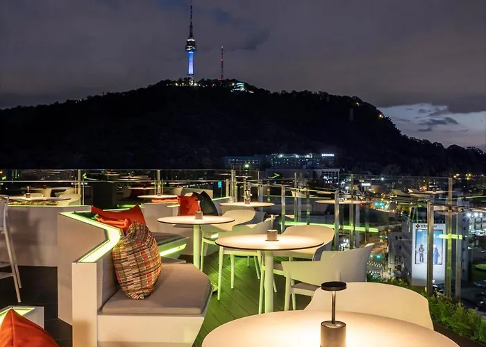 Hotel Ibis Styles Ambassador Myeong-dong 4*