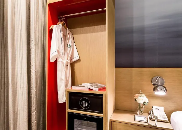 Hotel Ibis Styles Ambassador Myeong-dong 4*