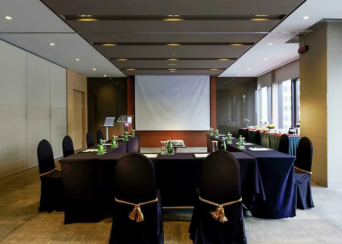 Ibis Styles Ambassador Myeong-dong Hotel 4*